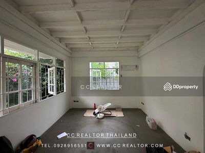 House For Rent Soi Yennakart 1, Bangkok, Thailand House For Rent Soi Yennakart 1, Bangkok, Thailand