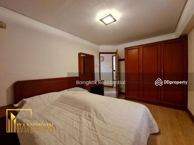 Thonglor Tower, Bangkok, Thailand Thonglor Tower, Bangkok, Thailand