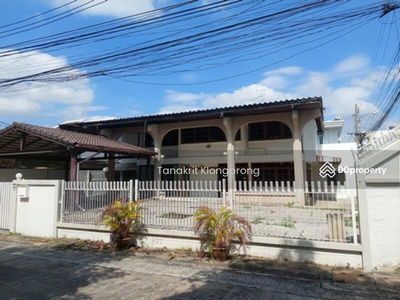 For rent, Seri Village, Rama IX 41, area 106 wa, Bangkok, Thailand For rent, Seri Village, Rama IX 41, area 106 wa, Bangkok, Thailand