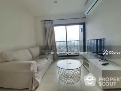 Life Sukhumvit 48, Bangkok, Thailand Life Sukhumvit 48, Bangkok, Thailand