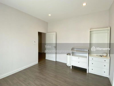 Bangkok Boulevard Rama 9, Bangkok, Thailand Bangkok Boulevard Rama 9, Bangkok, Thailand