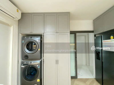 Bangkok Boulevard Rama 9, Bangkok, Thailand Bangkok Boulevard Rama 9, Bangkok, Thailand