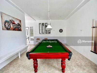 Gehäuse In Ban Ratsada, Thailand Gehäuse In Ban Ratsada, Thailand