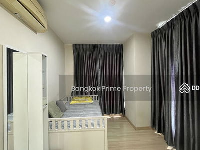 Life @ Sathorn 10, Bangkok, Thailand Life @ Sathorn 10, Bangkok, Thailand