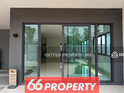 Centro Bangna - 4, Bangkok, Thailand Centro Bangna - 4, Bangkok, Thailand