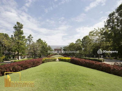 Narasiri Pattanakarn - 5 Bedroom House in Pattanakarn 54, Bangkok, Thailand Narasiri Pattanakarn - 5 Bedroom House in Pattanakarn 54, Bangkok, Thailand