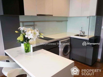 Ivy Ampio, Bangkok, Thailand Ivy Ampio, Bangkok, Thailand