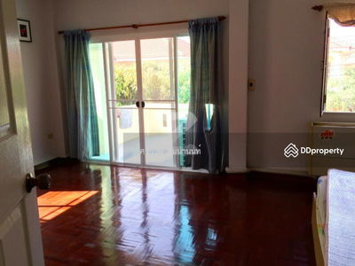 Wisetsuk Nakhon Project 19, Samut Sakhon, Thailand Wisetsuk Nakhon Project 19, Samut Sakhon, Thailand