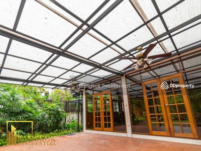 Single House in Compound, Bangkok, Thailand Single House in Compound, Bangkok, Thailand