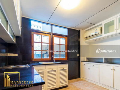 Single House in Compound, Bangkok, Thailand Single House in Compound, Bangkok, Thailand