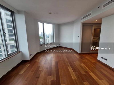 Baan Paholyothin Place condominium, Bangkok, Thailand Baan Paholyothin Place condominium, Bangkok, Thailand