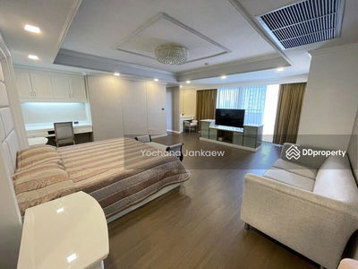 Oriental Towers, Bangkok, Thailand Oriental Towers, Bangkok, Thailand