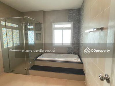 Grand Bangkok Boulevard Rama 9-Srinagarindra, Bangkok, Thailand Grand Bangkok Boulevard Rama 9-Srinagarindra, Bangkok, Thailand