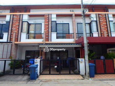 The Enter Village King Kaew 25/1, Bangkok, Thailand The Enter Village King Kaew 25/1, Bangkok, Thailand