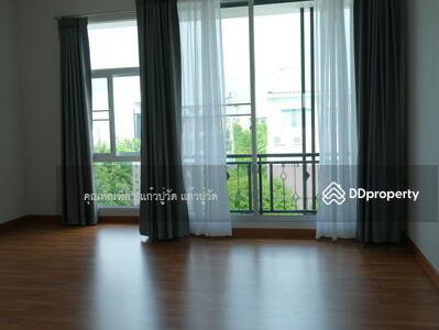 Village Klang Muang, Bangkok, Thailand Village Klang Muang, Bangkok, Thailand