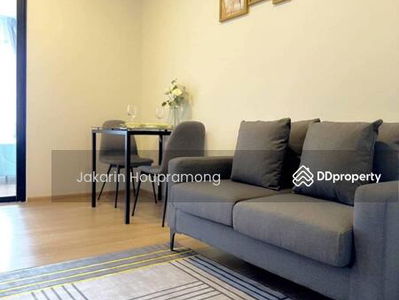 Chewathai Pinklao, Bangkok, Thailand Chewathai Pinklao, Bangkok, Thailand