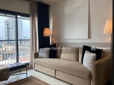 Life Sukhumvit 48, Bangkok, Thailand Life Sukhumvit 48, Bangkok, Thailand