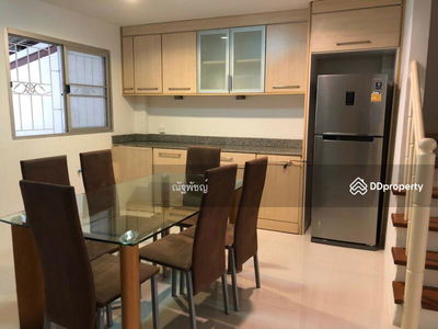 The Balcony Home, Bangkok, Thailand The Balcony Home, Bangkok, Thailand