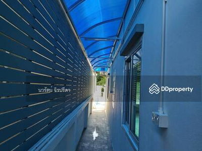 Suetrong Village, Pathum Thani, Thailand Suetrong Village, Pathum Thani, Thailand