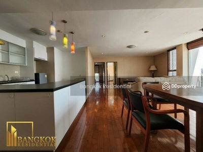 The Peak Sukhumvit 15, Bangkok, Thailand The Peak Sukhumvit 15, Bangkok, Thailand