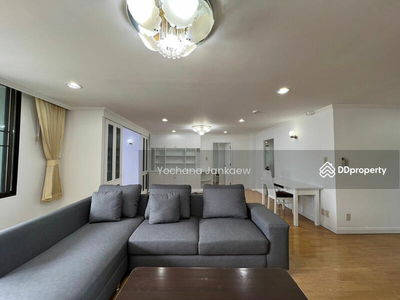 Acadamia Grand Tower, Bangkok, Thailand Acadamia Grand Tower, Bangkok, Thailand