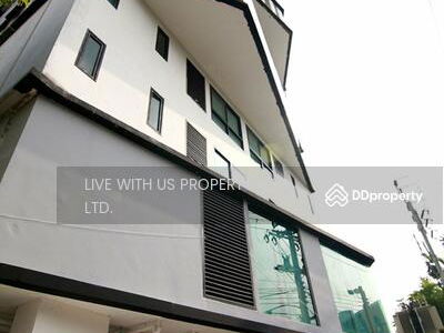 Tidy Thonglor, Bangkok, Thailand Tidy Thonglor, Bangkok, Thailand