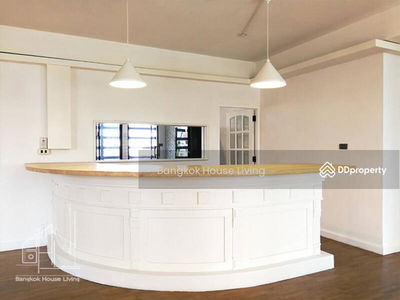 Arcadia Tower, Bangkok, Thailand Arcadia Tower, Bangkok, Thailand