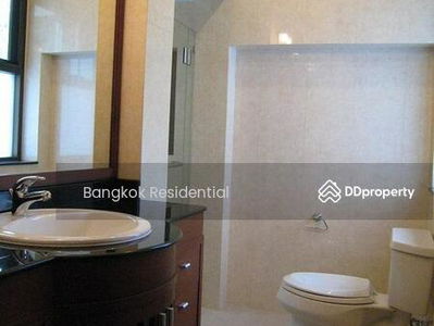 4 Bedroom House in Soi Soonvijai, Bangkok, Thailand 4 Bedroom House in Soi Soonvijai, Bangkok, Thailand