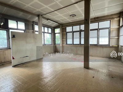 For rent: Land with buildings. Soi Aree Samphan 7, area 155 sq m., excellent location, Bangkok, Thailand For rent: Land with buildings. Soi Aree Samphan 7, area 155 sq m., excellent location, Bangkok, Thailand