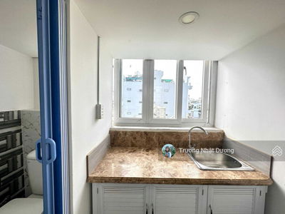 Lam Van Ben Street, Vietnam Lam Van Ben Street, Vietnam