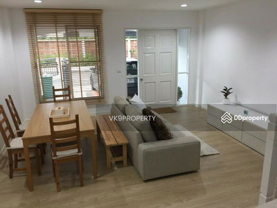 House in the middle of Swisstown Soi Prasertmanukit 25, Bangkok, Thailand House in the middle of Swisstown Soi Prasertmanukit 25, Bangkok, Thailand