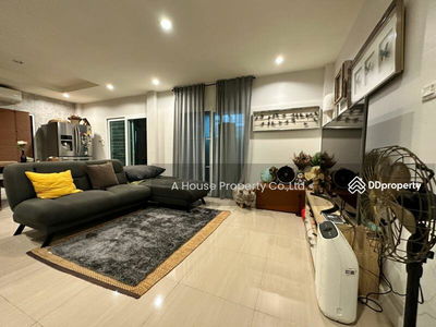 Magnoly Village, Sriracha, Chonburi, Chon Buri, Thailand Magnoly Village, Sriracha, Chonburi, Chon Buri, Thailand