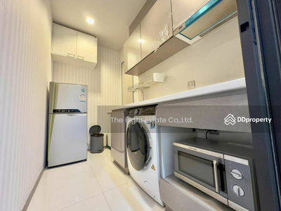 Life Asoke-Rama 9, Bangkok, Thailand Life Asoke-Rama 9, Bangkok, Thailand