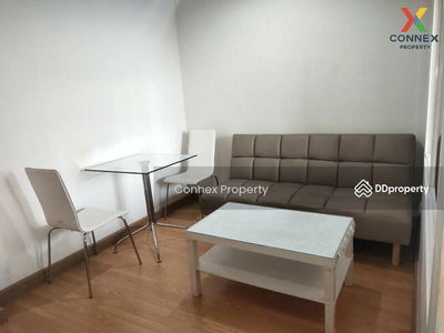 Life @ Ratchada-Suthisan, Bangkok, Thailand Life @ Ratchada-Suthisan, Bangkok, Thailand