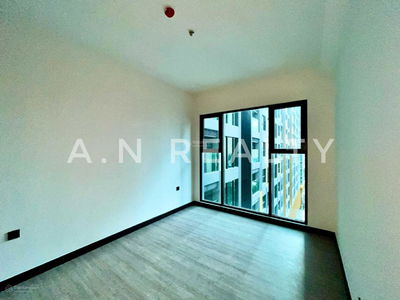 Of The Sun, Vietnam Of The Sun, Vietnam