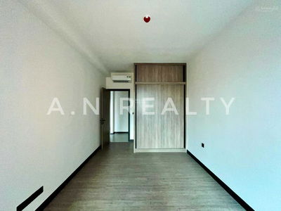 Of The Sun, Vietnam Of The Sun, Vietnam