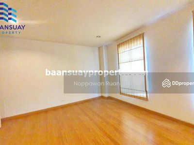 3-story townhome for rent, Rama 3 Road, near Industrial Ring Bridge, Bangkok, Thailand 3-story townhome for rent, Rama 3 Road, near Industrial Ring Bridge, Bangkok, Thailand