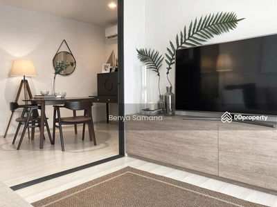 Life Sukhumvit 48, Bangkok, Thailand Life Sukhumvit 48, Bangkok, Thailand