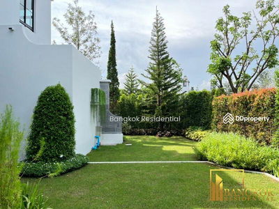 Nantawan Rama 9 New Krungthepkreetha, Bangkok, Thailand Nantawan Rama 9 New Krungthepkreetha, Bangkok, Thailand