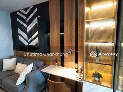 Life One Wireless, Bangkok, Thailand Life One Wireless, Bangkok, Thailand