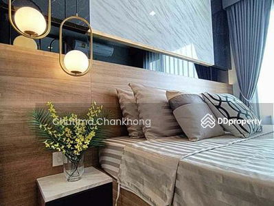 Life One Wireless, Bangkok, Thailand Life One Wireless, Bangkok, Thailand