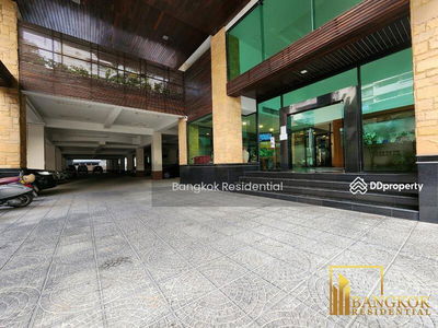 Cosmo Villa - 4 Bedroom Penthouse Apartment in Asoke, Bangkok, Thailand Cosmo Villa - 4 Bedroom Penthouse Apartment in Asoke, Bangkok, Thailand