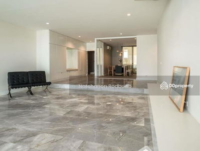 River House Condominium, Bangkok, Thailand River House Condominium, Bangkok, Thailand