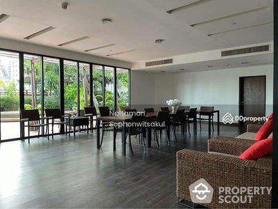 Sathorn Gardens, Bangkok, Thailand Sathorn Gardens, Bangkok, Thailand