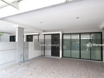 Areeya Mandarina Village, Bangkok, Thailand Areeya Mandarina Village, Bangkok, Thailand