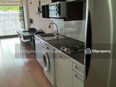 Noble Ambience Sarasin, Bangkok, Thailand Noble Ambience Sarasin, Bangkok, Thailand