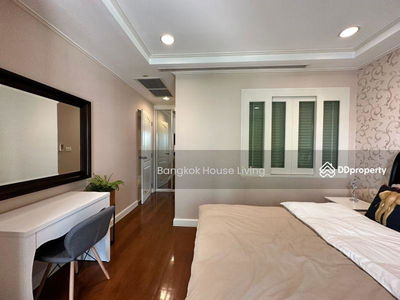 La Vie En Rose Place, Bangkok, Thailand La Vie En Rose Place, Bangkok, Thailand