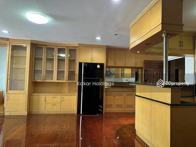 Baan Ploenchit, Bangkok, Thailand Baan Ploenchit, Bangkok, Thailand