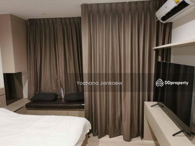 Life One Wireless, Bangkok, Thailand Life One Wireless, Bangkok, Thailand