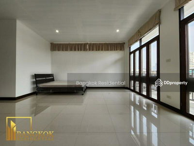 3 Bedroom Townhouse in Sukhumvit 71, Phra Khanong, Bangkok, Thailand 3 Bedroom Townhouse in Sukhumvit 71, Phra Khanong, Bangkok, Thailand